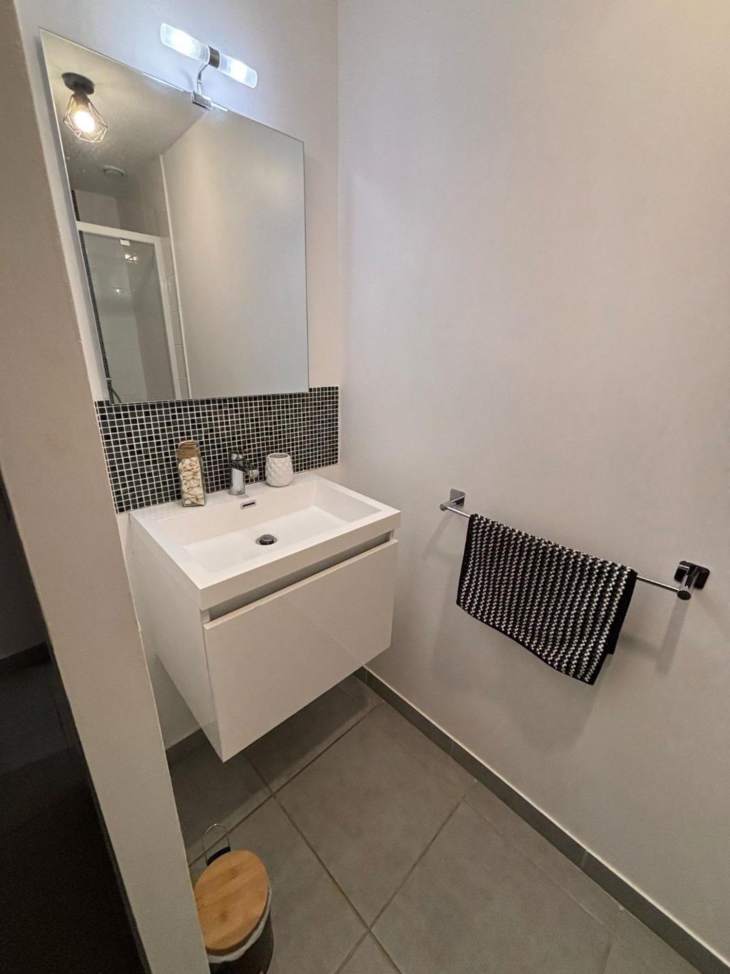 Appartement En Aveyron Aubin  Ngoại thất bức ảnh